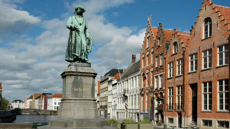 Art History : Jan Van Eyck and Pieter Breughel the Elder