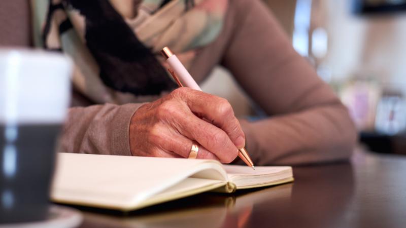 Writing : Writing What You Know